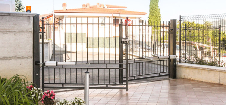 best swing gate repair in Orange